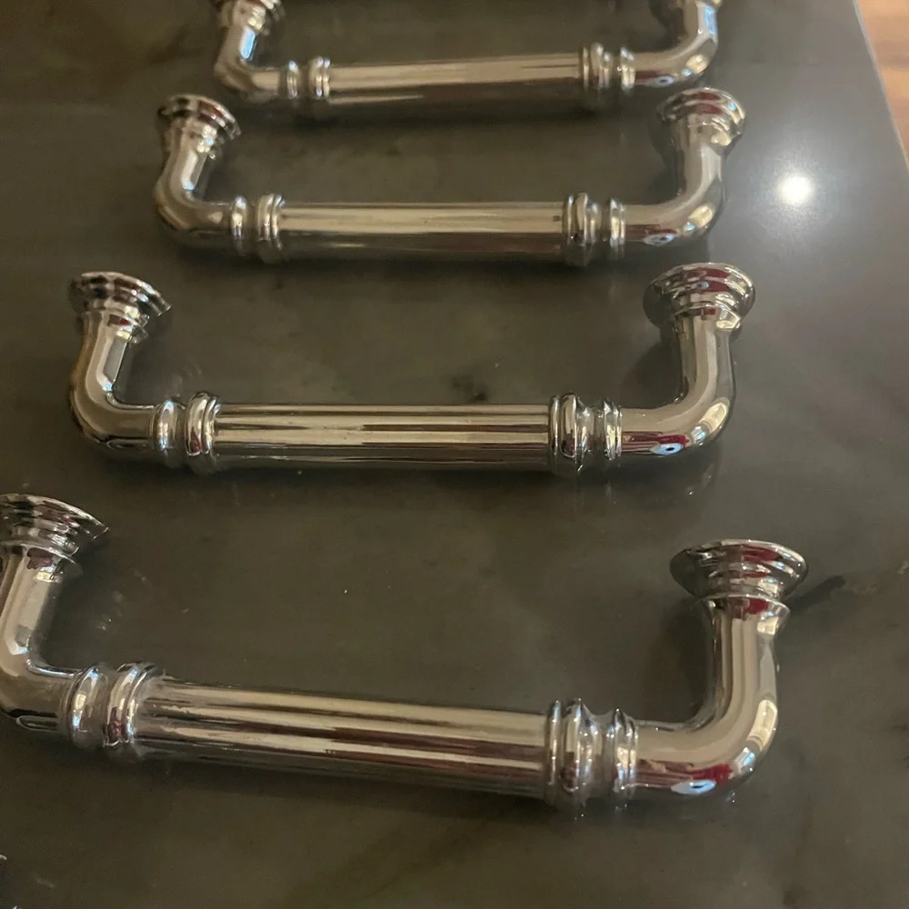 Top knobs Reeded drawer pull. Set of 8 - Picture 3 of 9